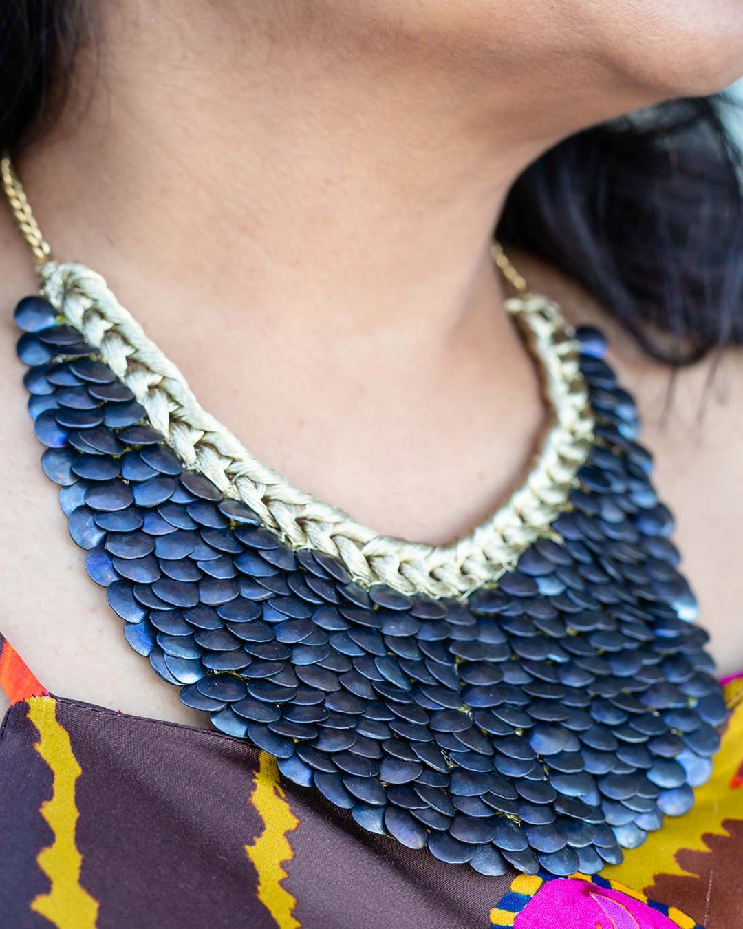 Nefertiti Medium - Navy Bubbles