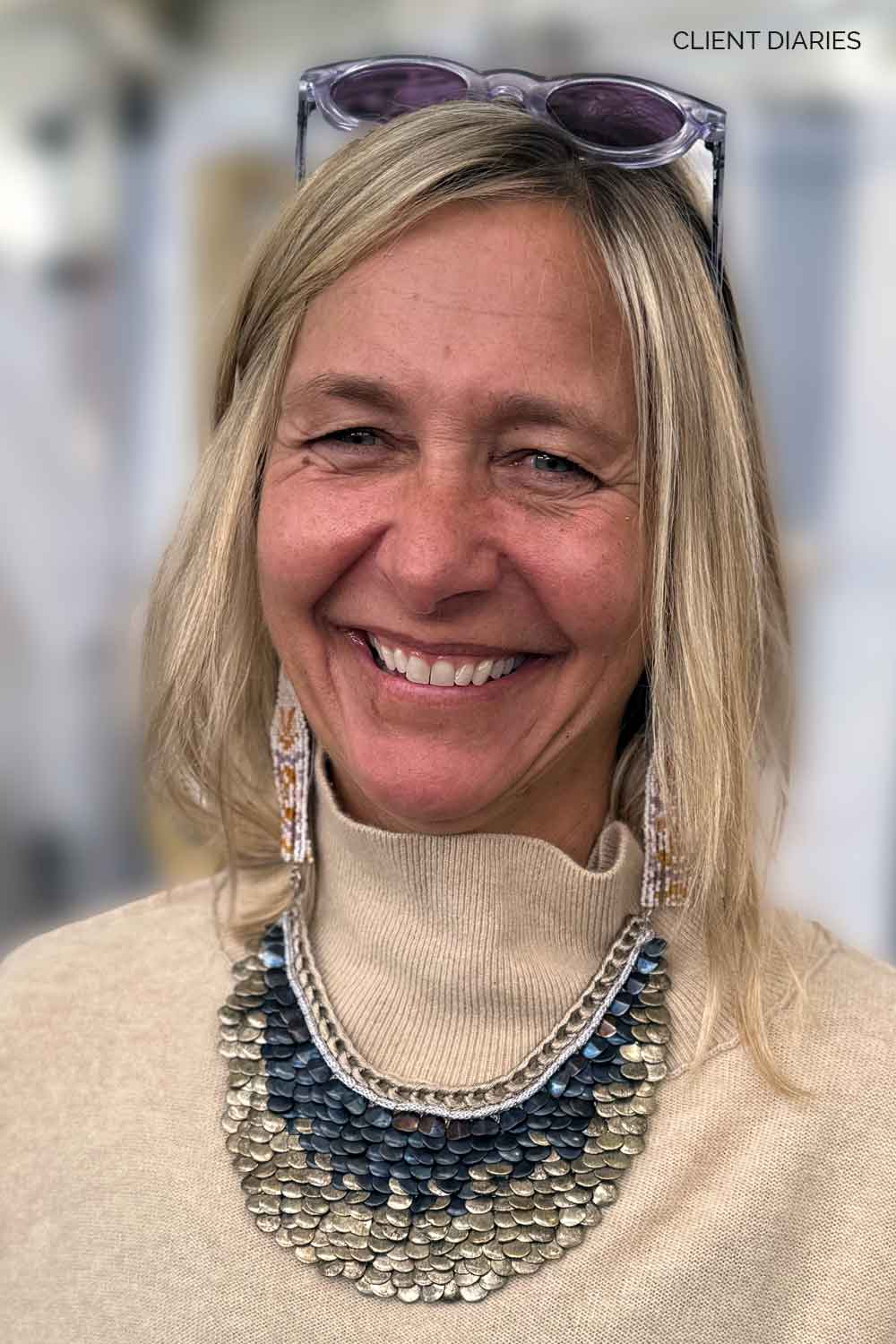 Nefertiti Medium - Navy & Silver Bubbles