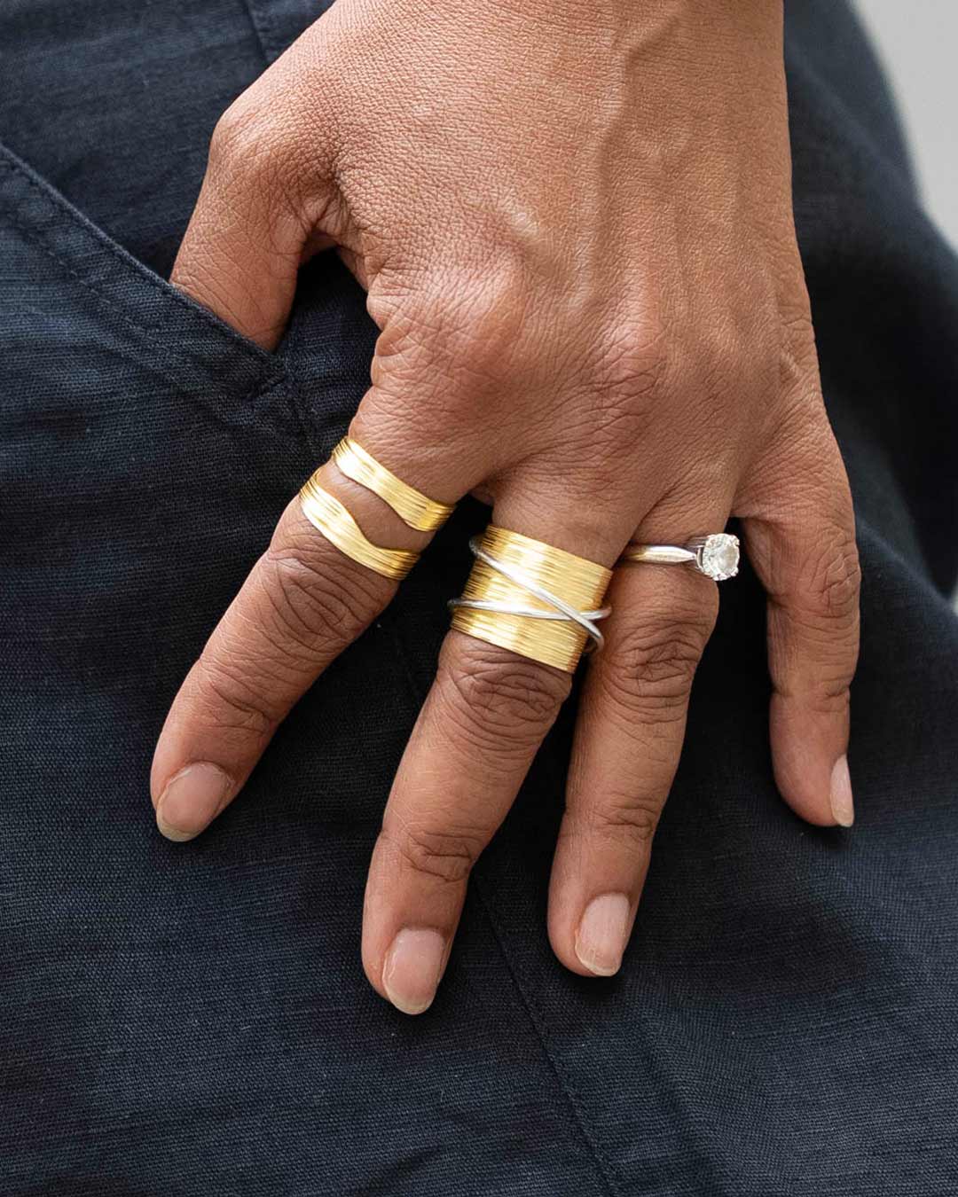 Kuma Hollow Waves Ring